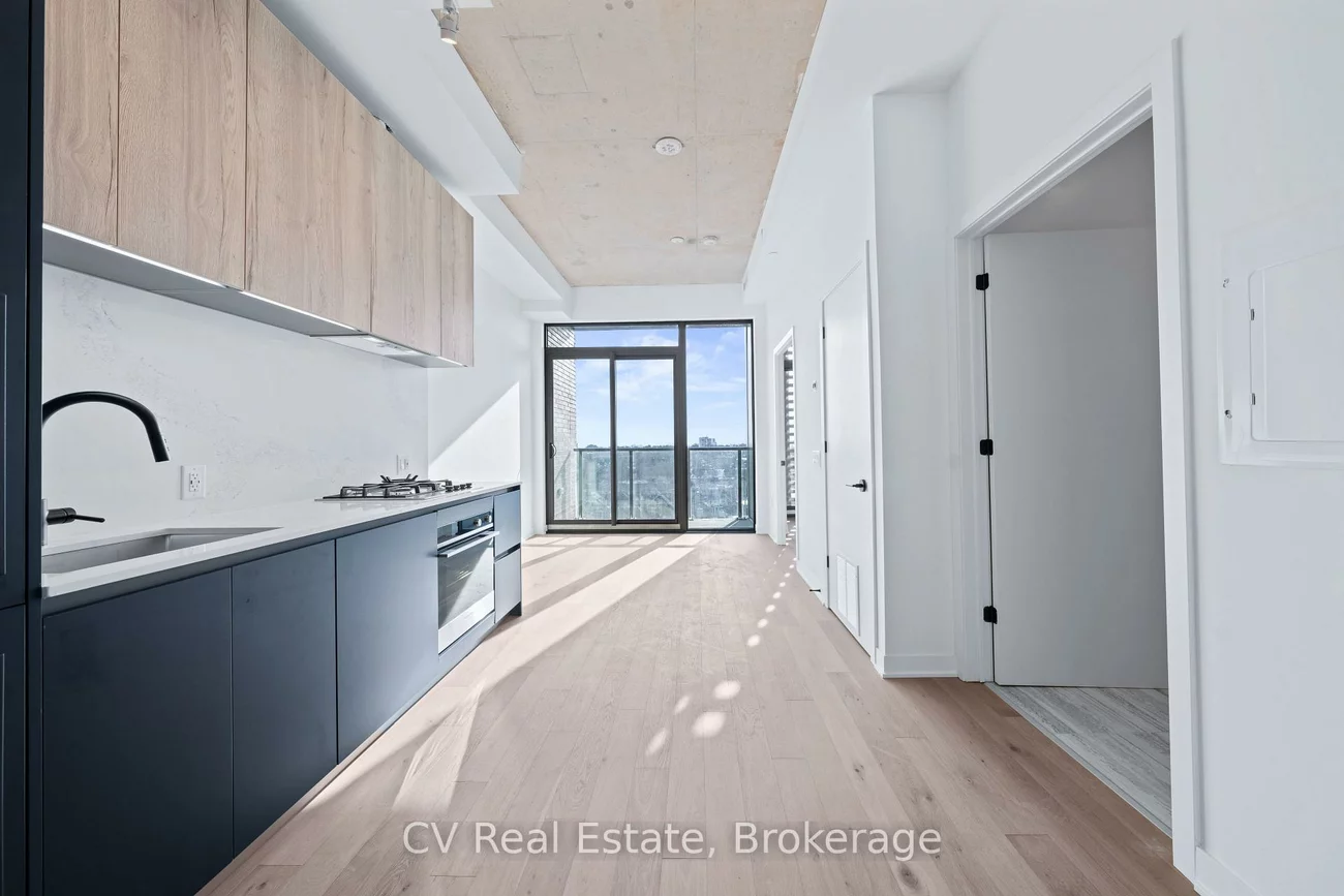 2625, Dundas, Junction Area, Toronto
