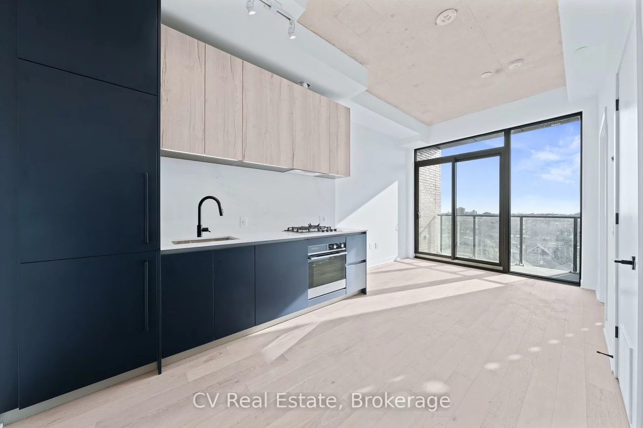 2625, Dundas, Junction Area, Toronto