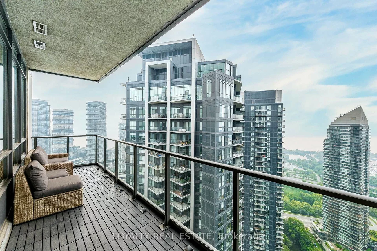 36, Parklawn, Mimico, Toronto