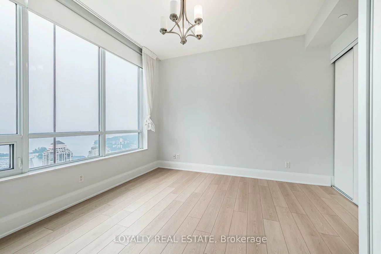 36, Parklawn, Mimico, Toronto