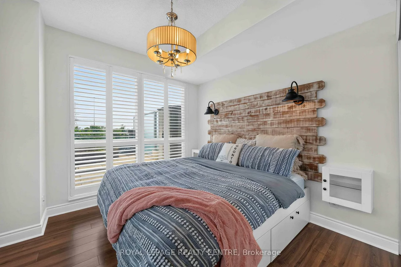 16, Brookers, Mimico, Toronto