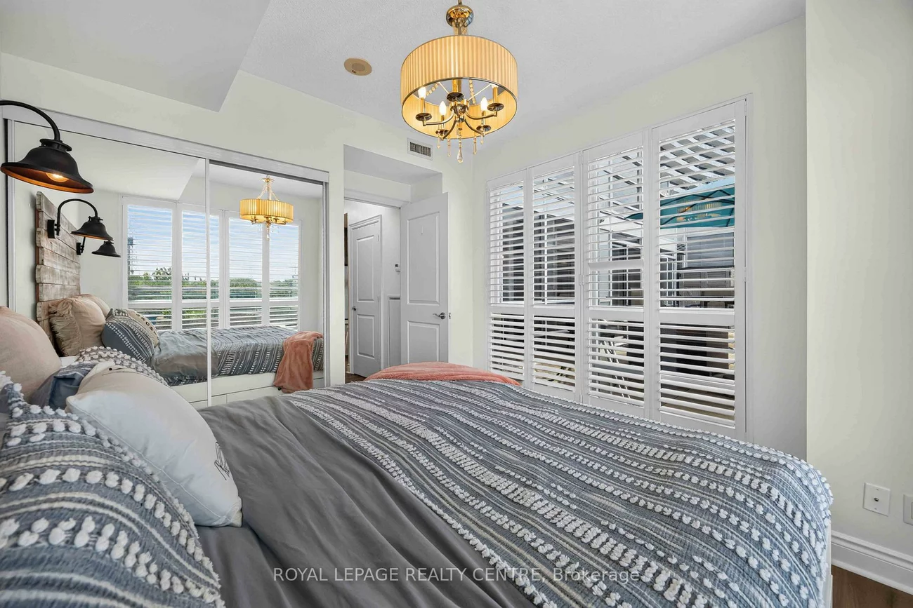16, Brookers, Mimico, Toronto