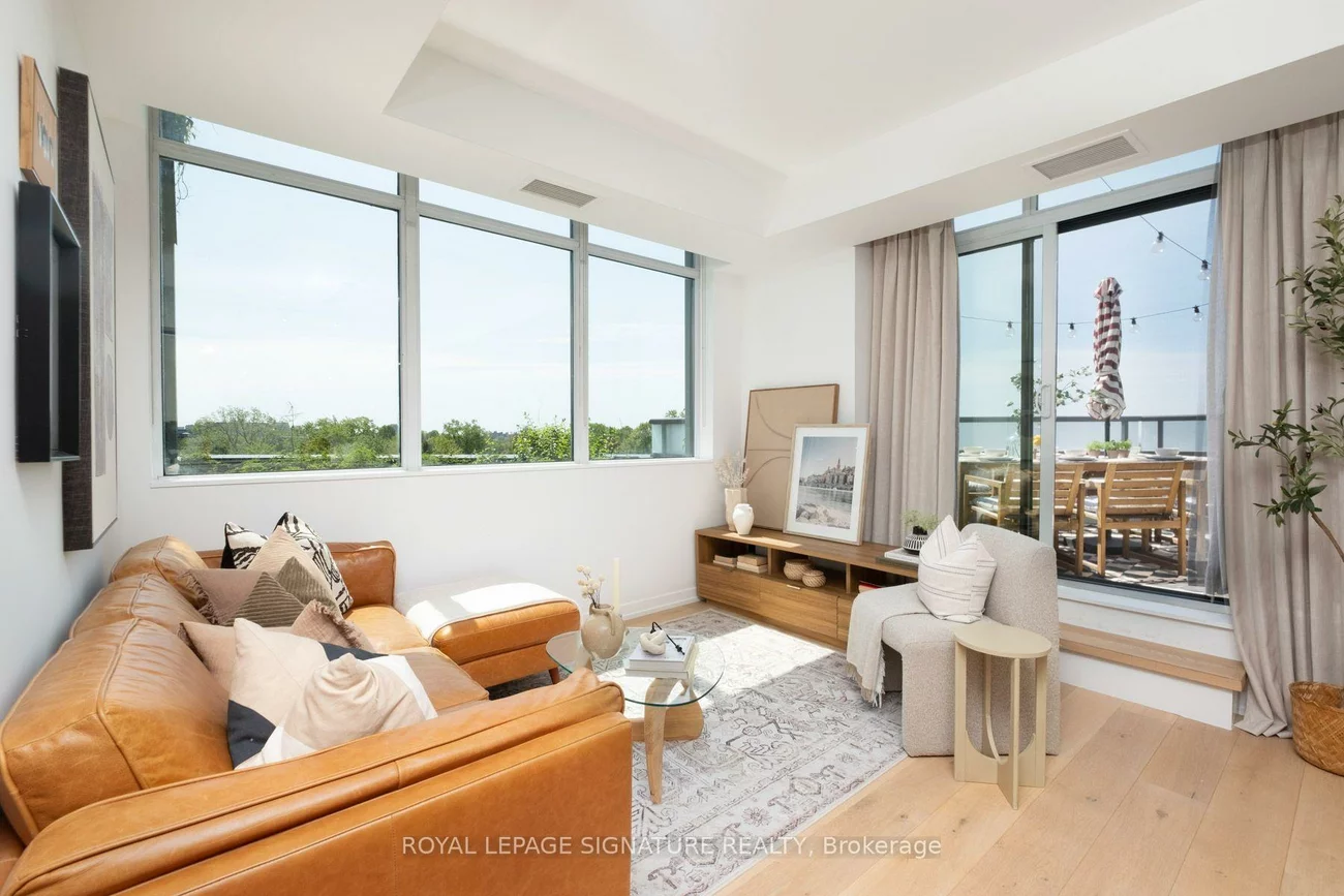 36, Howard Park, Roncesvalles, Toronto