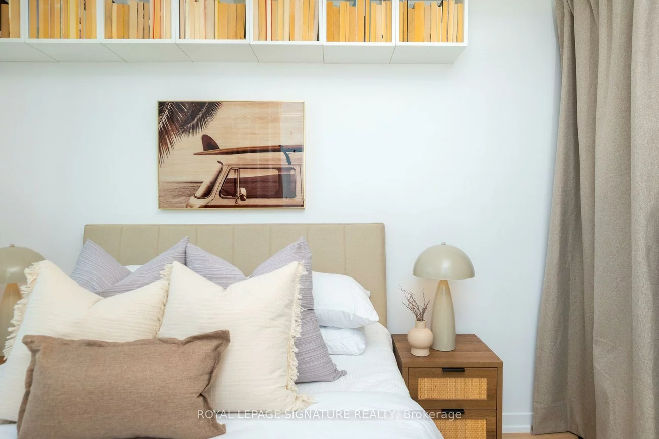 36, Howard Park, Roncesvalles, Toronto