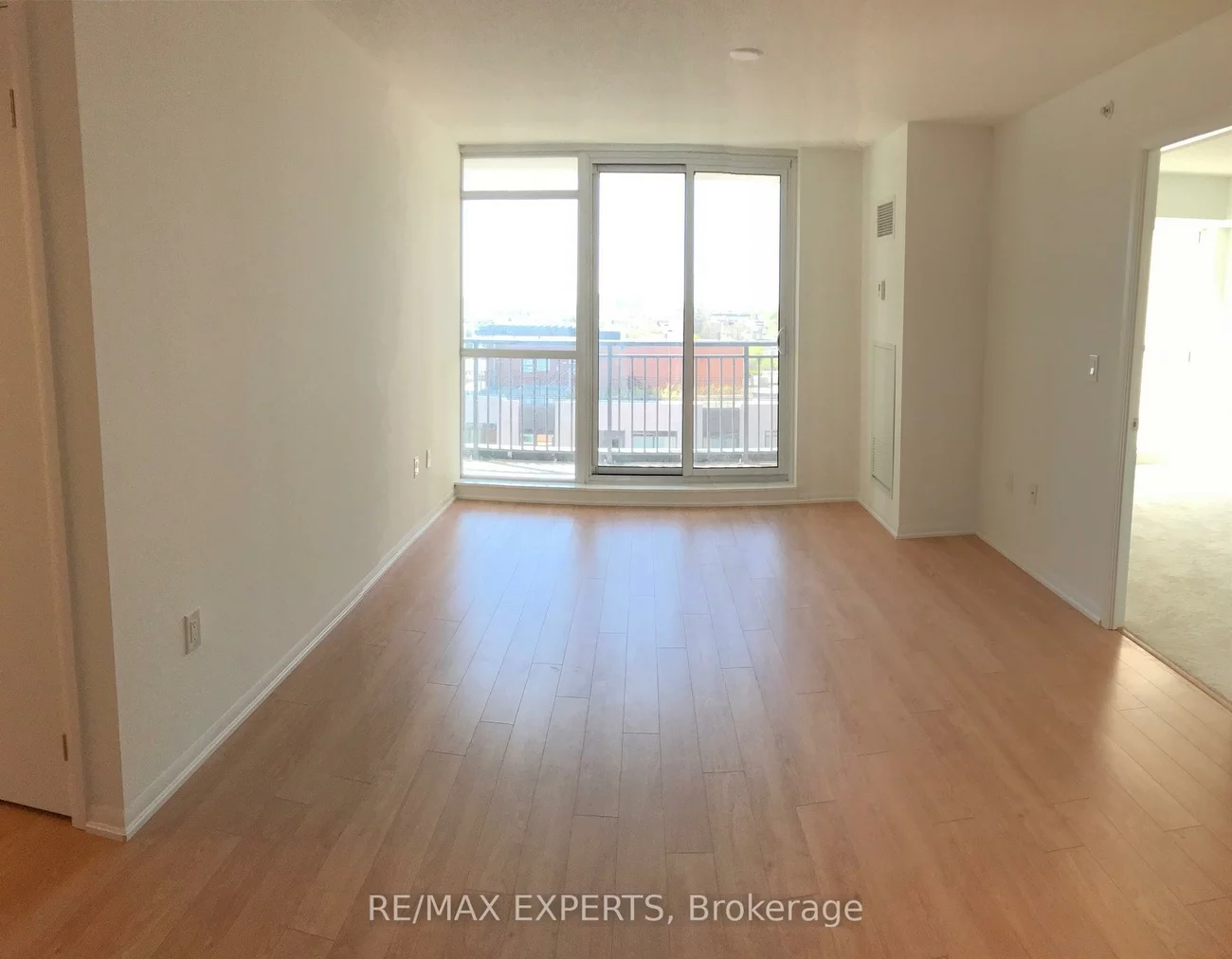 830, Lawrence, Yorkdale-Glen Park, Toronto