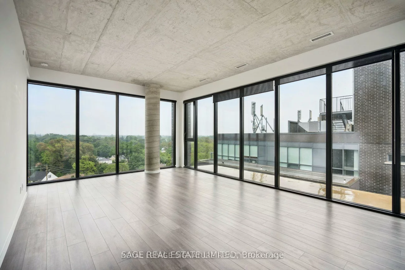 7, Smith, Stonegate-Queensway, Toronto