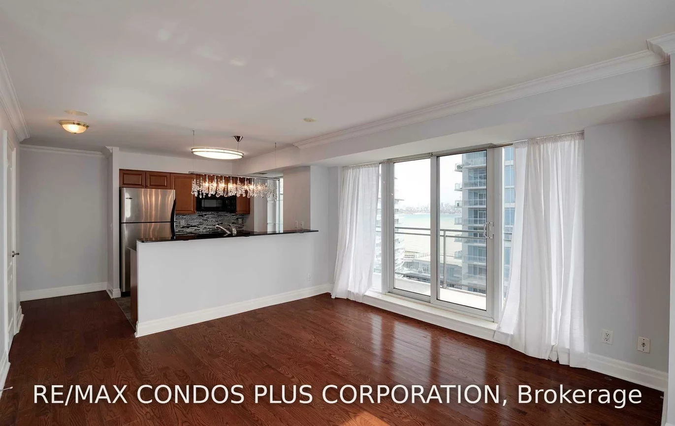 2121, Lakeshore, Mimico, Toronto
