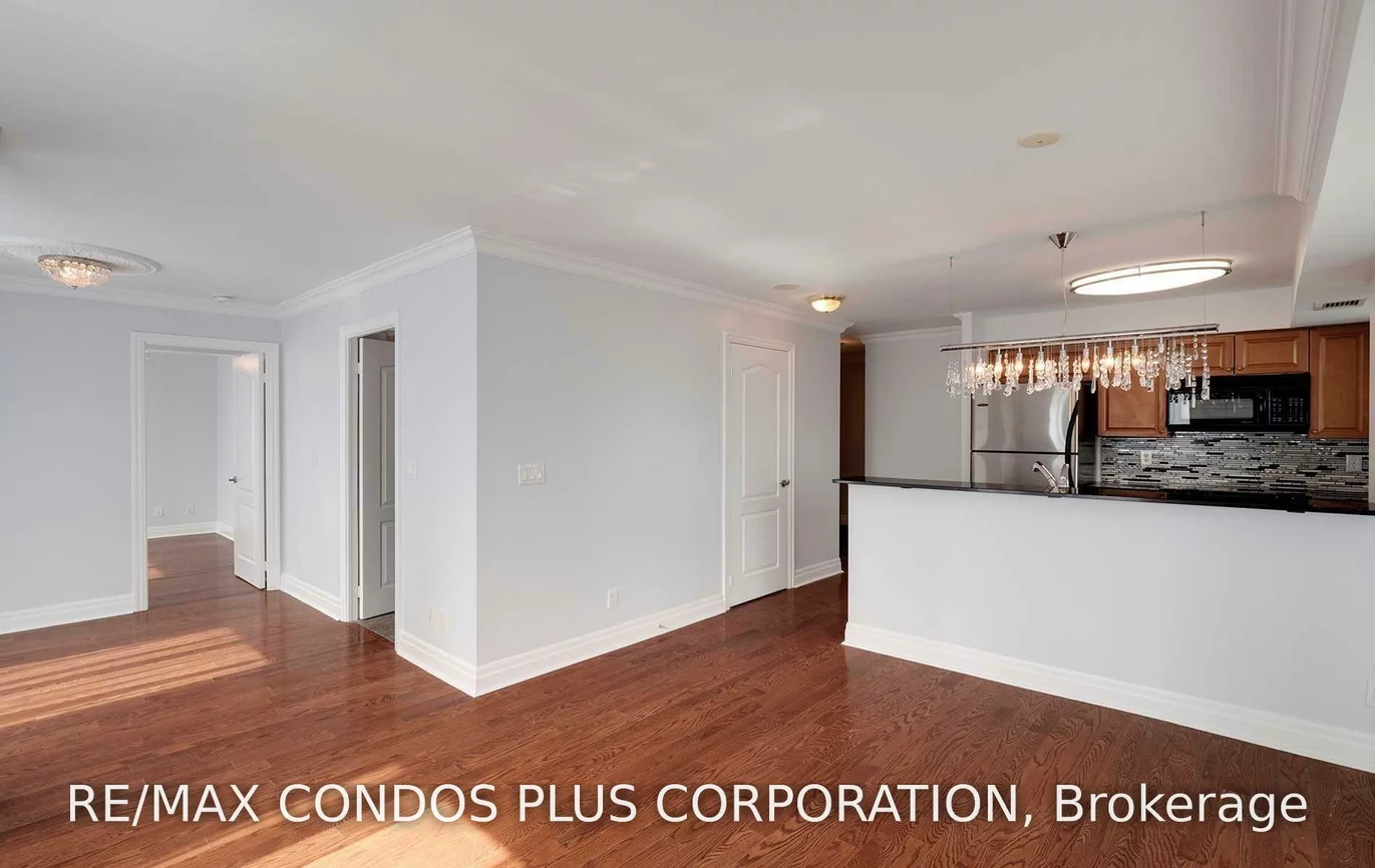 2121, Lakeshore, Mimico, Toronto