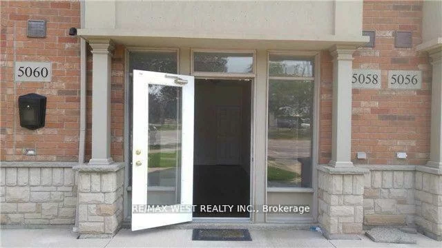 4010, Eglinton, Humber Heights, Toronto