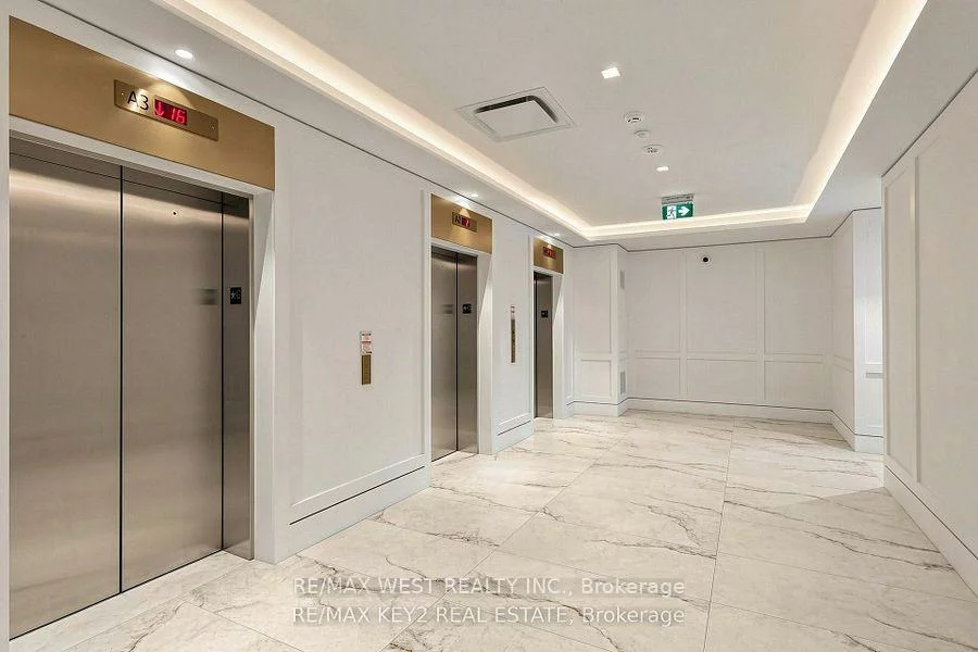 4010, Eglinton, Humber Heights, Toronto