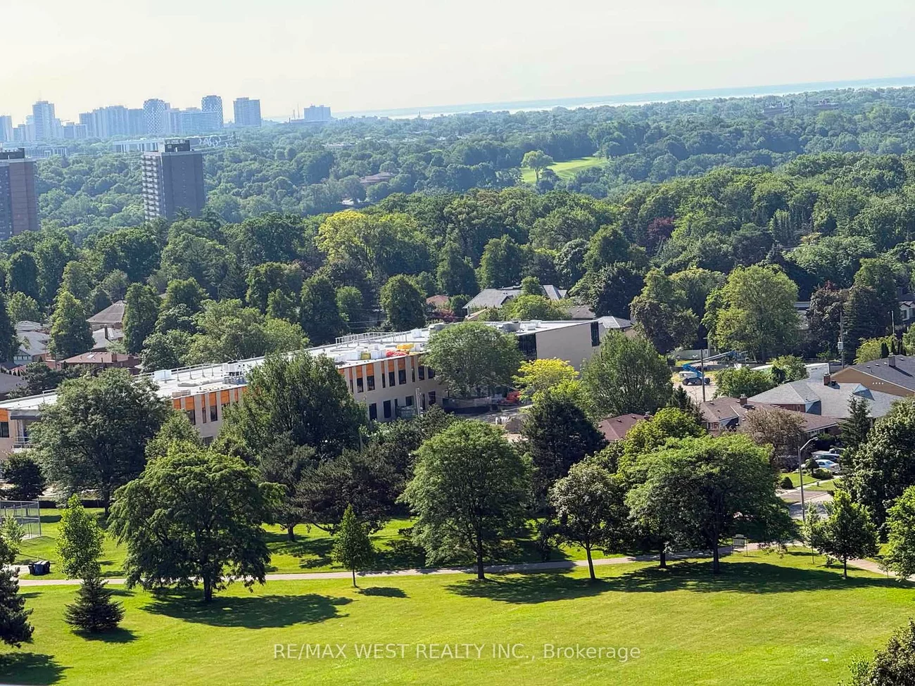 4010, Eglinton, Humber Heights, Toronto
