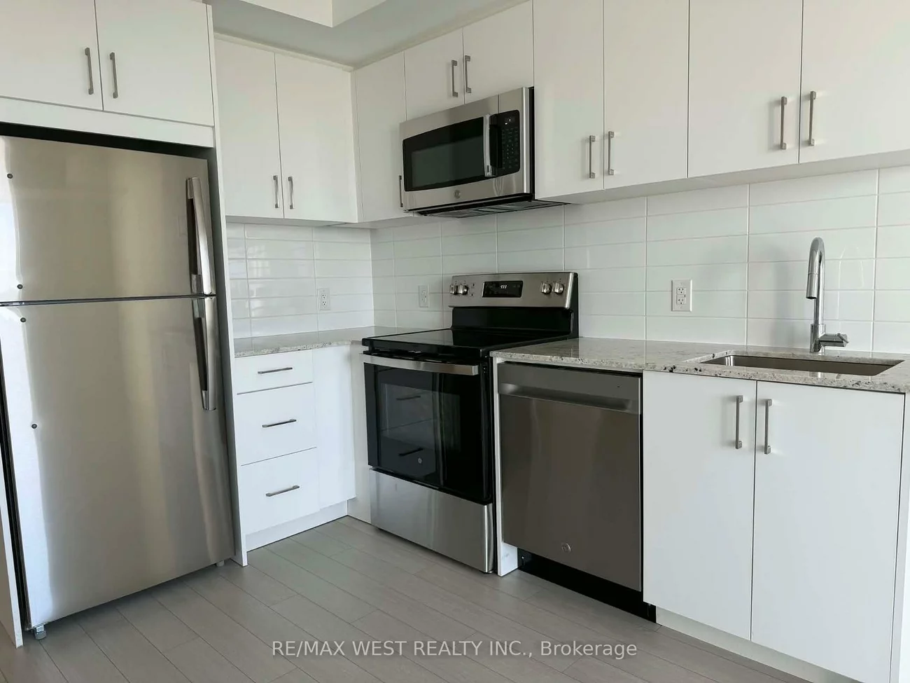 4010, Eglinton, Humber Heights, Toronto