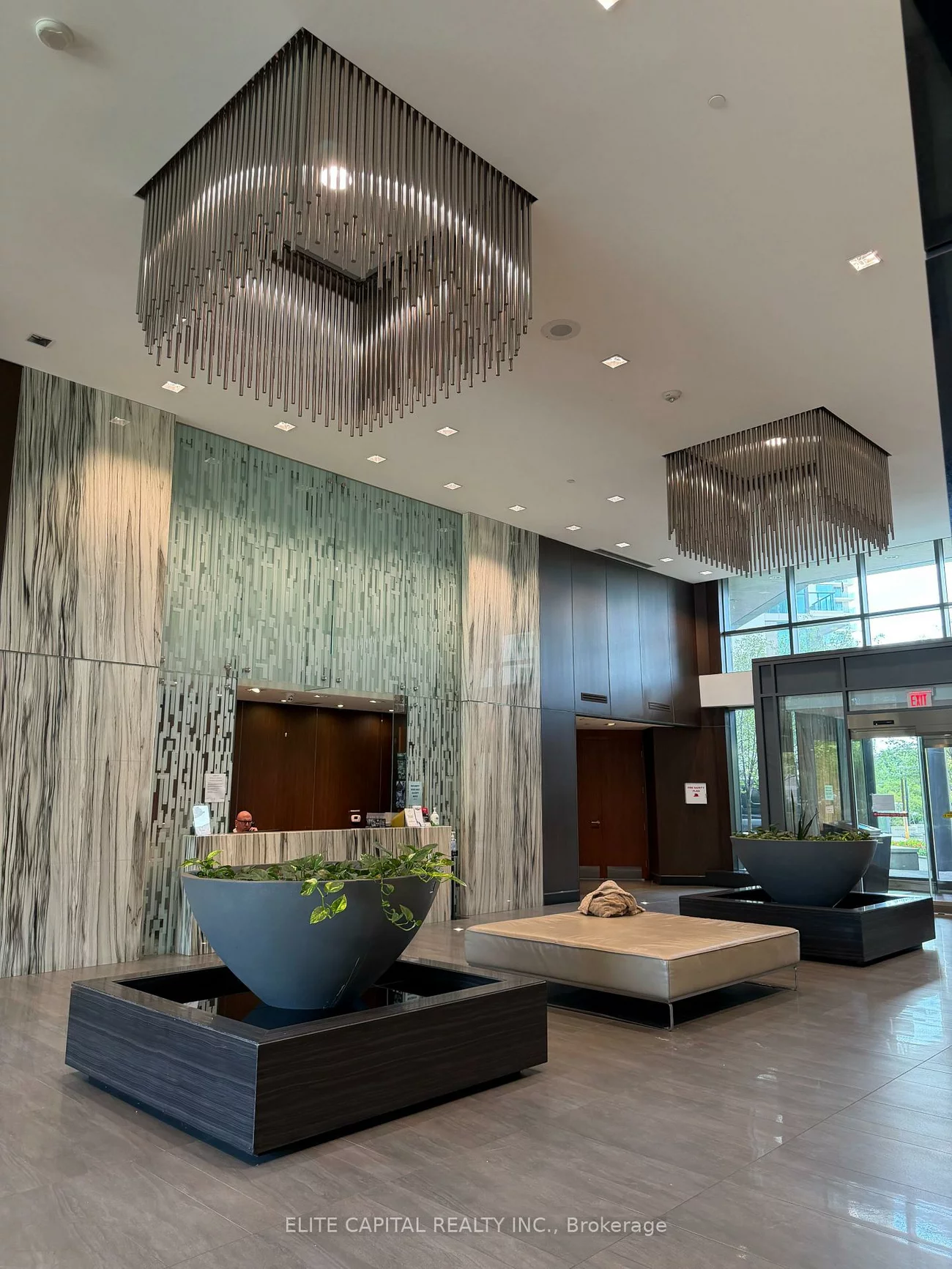 215, Sherway Gardens, Islington-City Centre West, Toronto