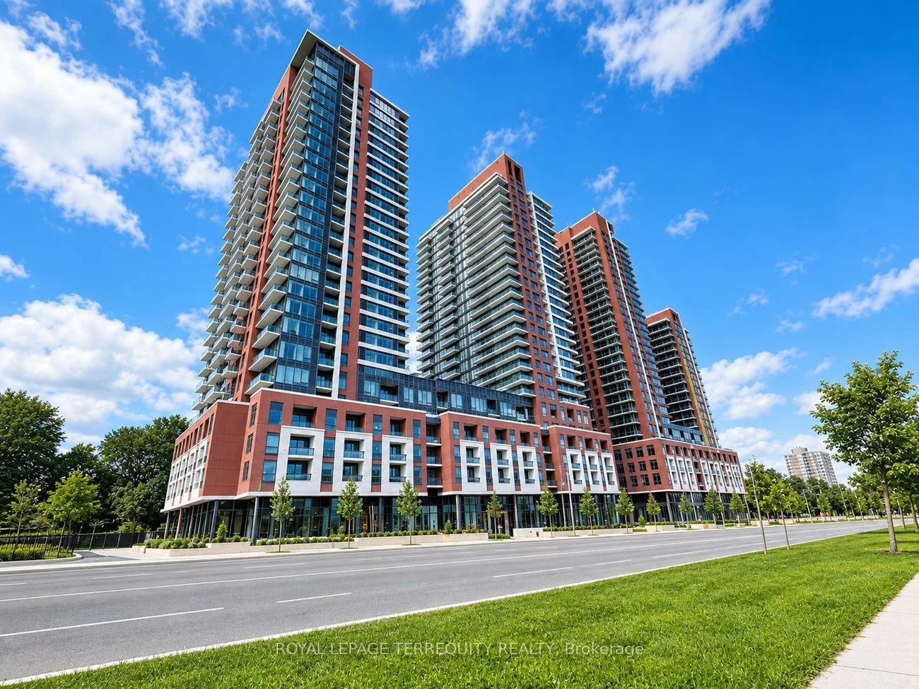 4010, Eglinton, Willowridge-Martingrove-Richview, Toronto