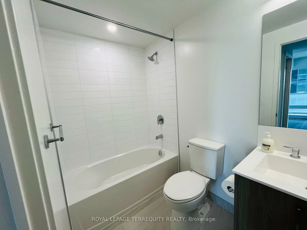 4010, Eglinton, Willowridge-Martingrove-Richview, Toronto
