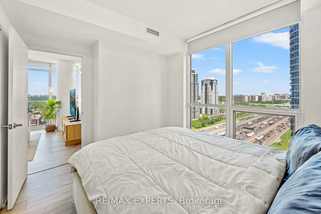 30, Gibbs, Islington-City Centre West, Toronto