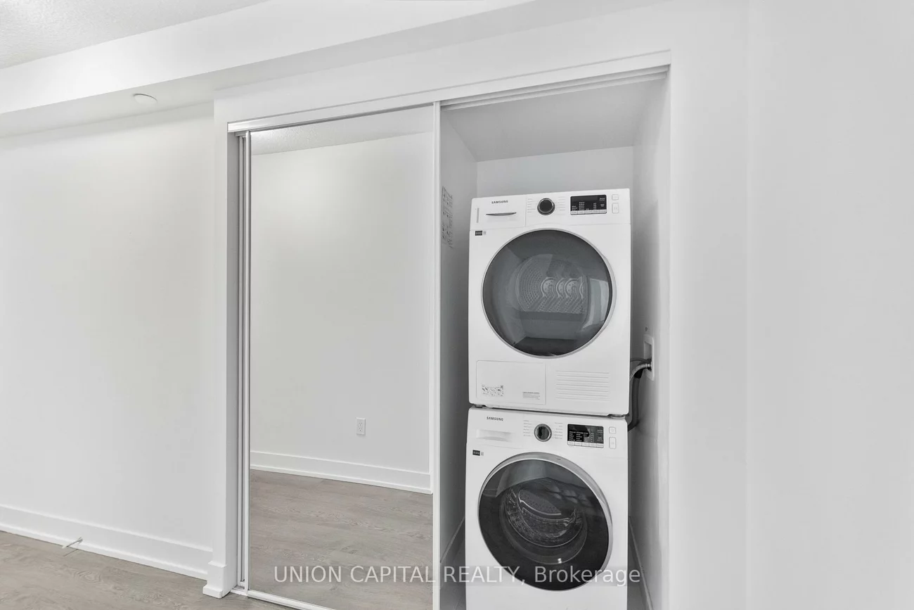 9, Mabelle, Islington-City Centre West, Toronto