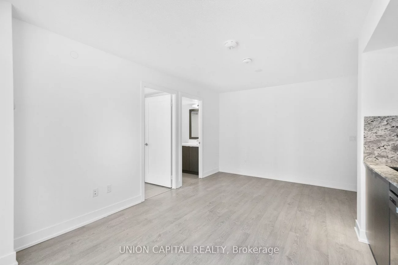 9, Mabelle, Islington-City Centre West, Toronto
