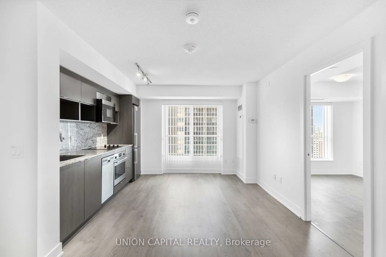 9, Mabelle, Islington-City Centre West, Toronto