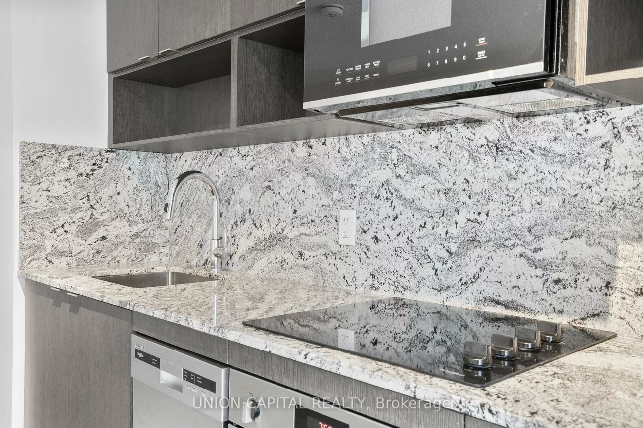 9, Mabelle, Islington-City Centre West, Toronto