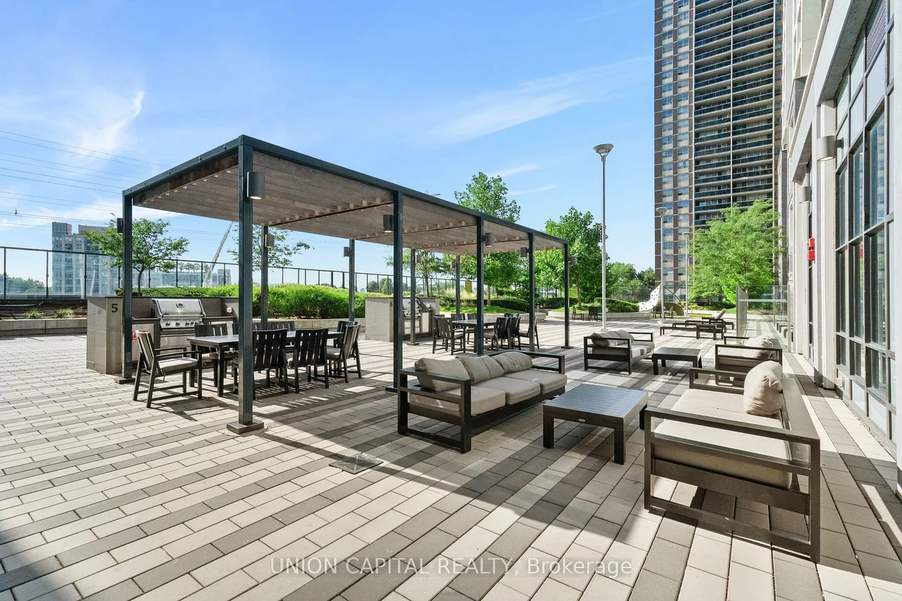 9, Mabelle, Islington-City Centre West, Toronto