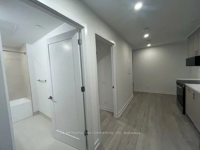 2946, Dundas Street West, Junction Area, Toronto