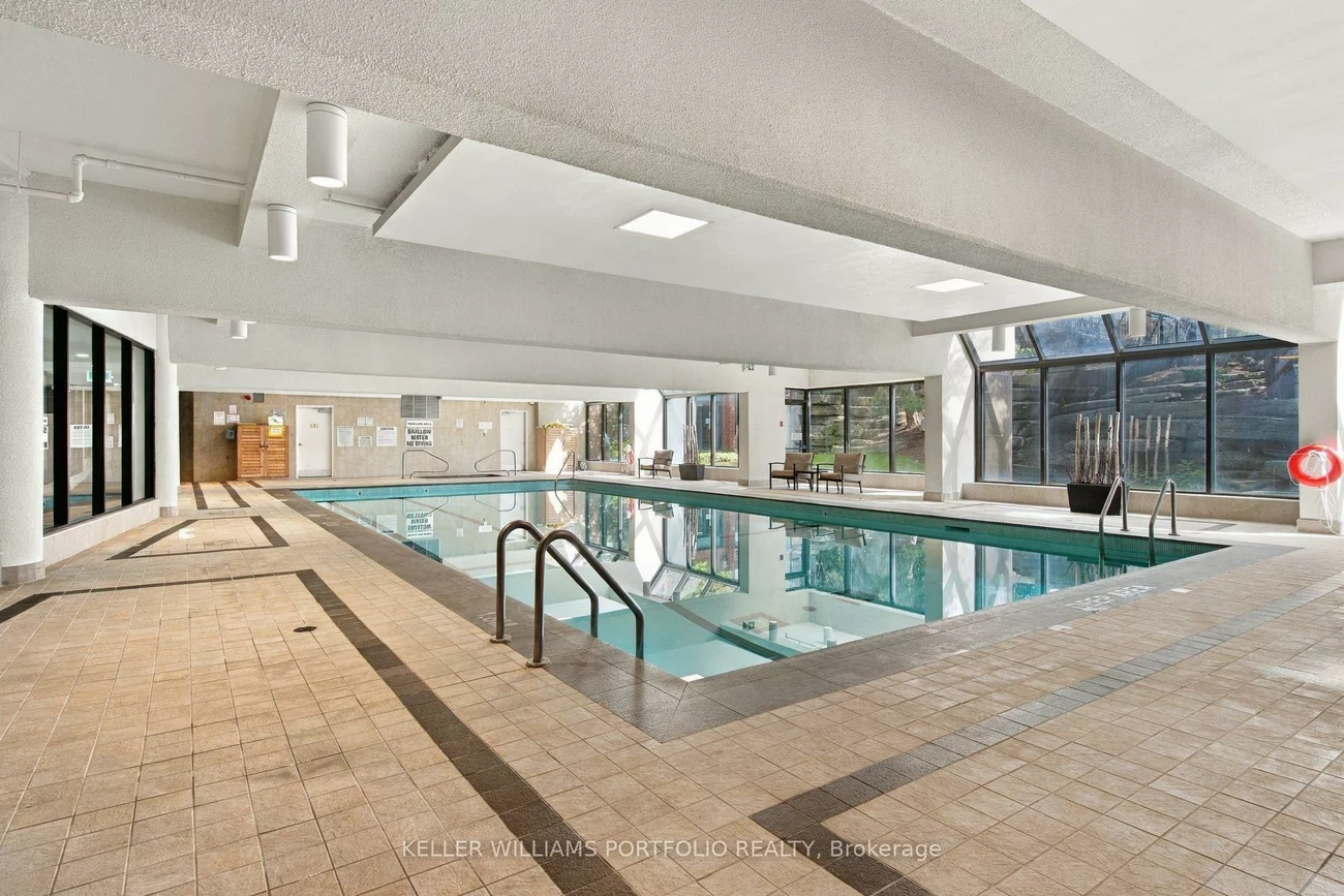 22, Southport, High Park-Swansea, Toronto
