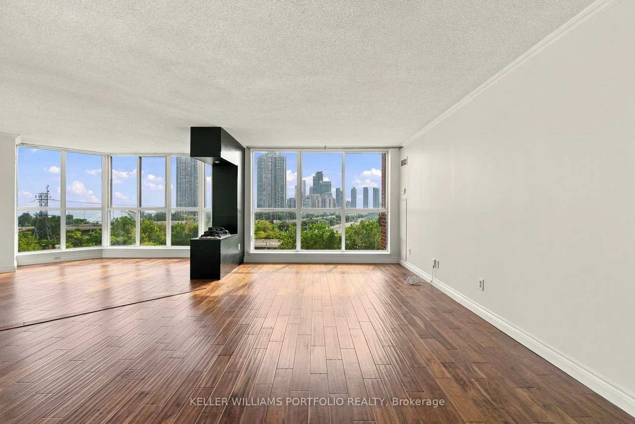 22, Southport, High Park-Swansea, Toronto