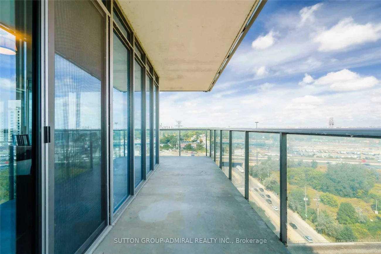 90, Park Lawn, Mimico, Toronto