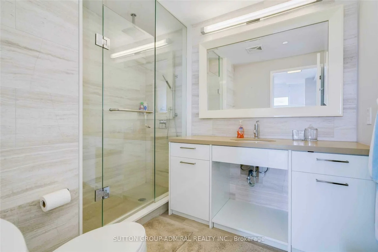 90, Park Lawn, Mimico, Toronto