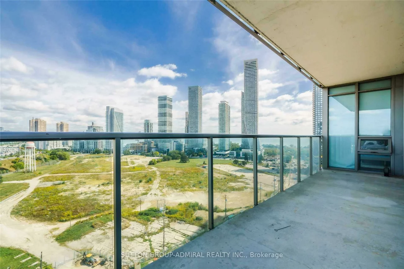 90, Park Lawn, Mimico, Toronto