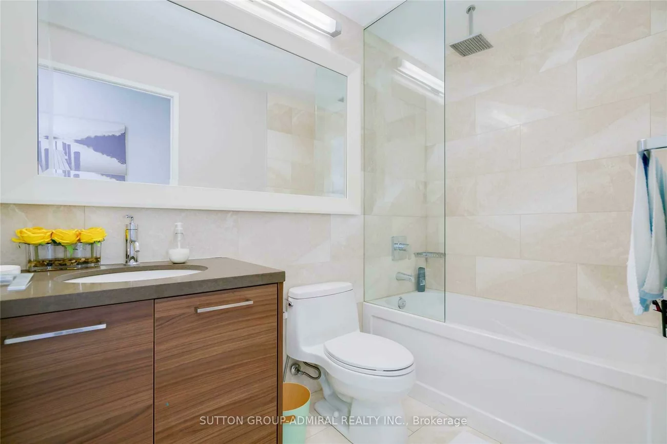 90, Park Lawn, Mimico, Toronto