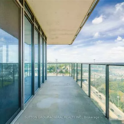 90, Park Lawn, Mimico, Toronto