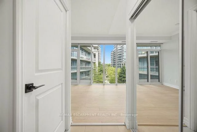 58, MARINE PARADE, Mimico, Toronto