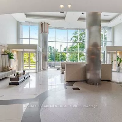 58, MARINE PARADE, Mimico, Toronto