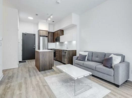 1, Neighbourhood, Stonegate-Queensway, Toronto