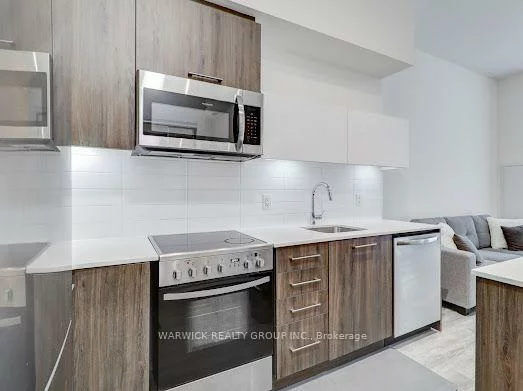 1, Neighbourhood, Stonegate-Queensway, Toronto