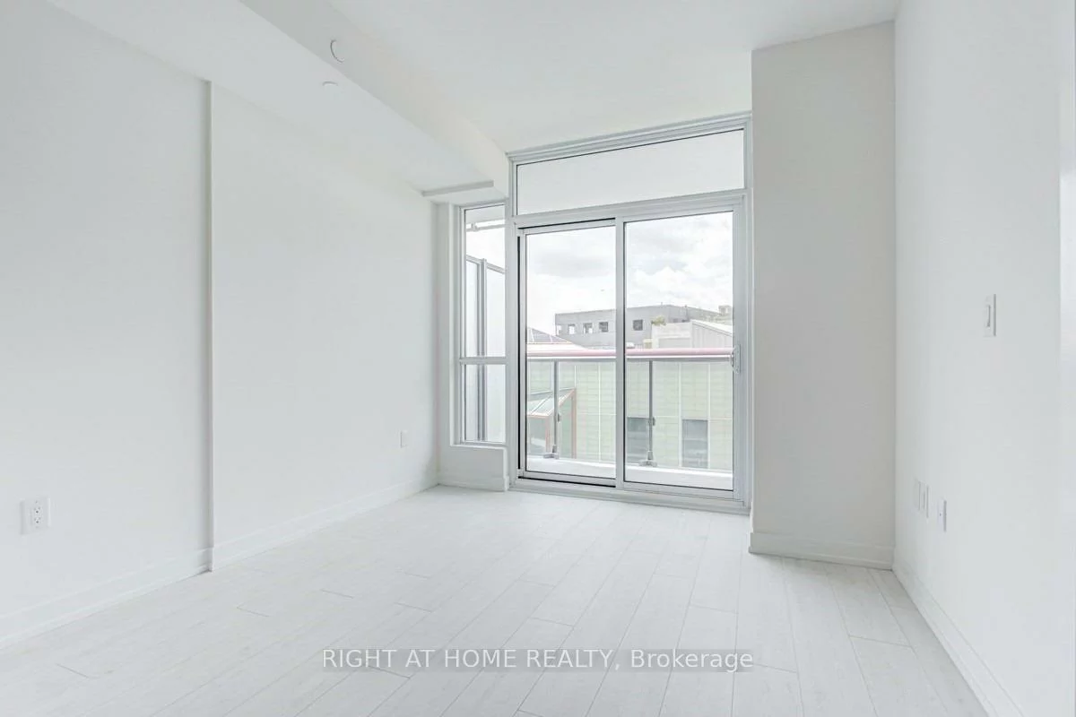 10, De Boers, York University Heights, Toronto