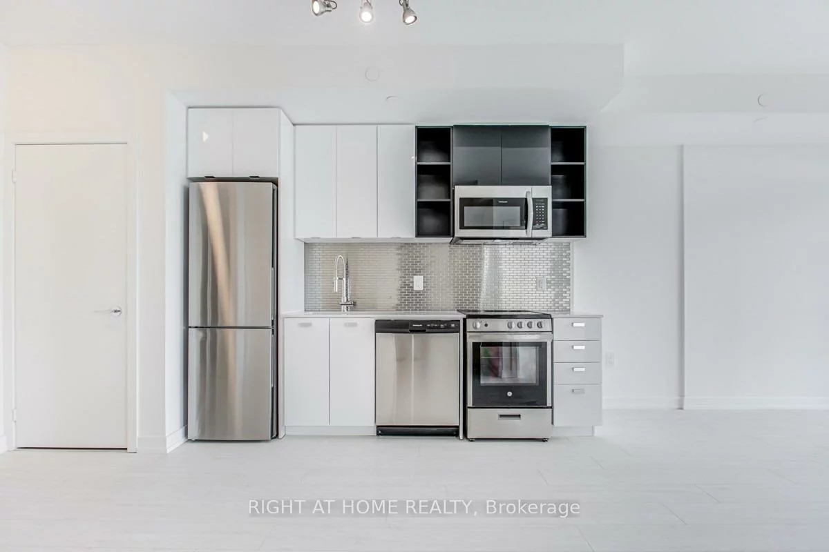 10, De Boers, York University Heights, Toronto