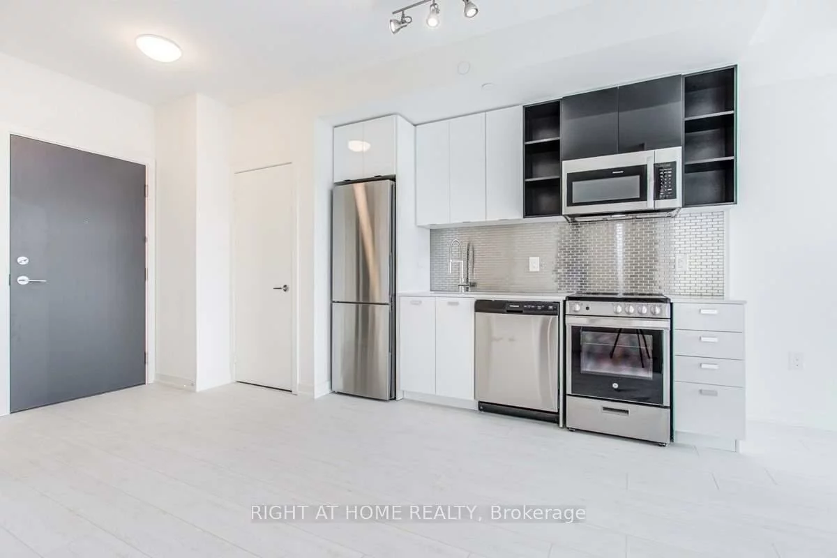 10, De Boers, York University Heights, Toronto