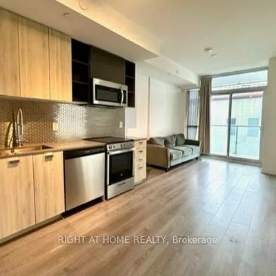 10, De Boers, York University Heights, Toronto