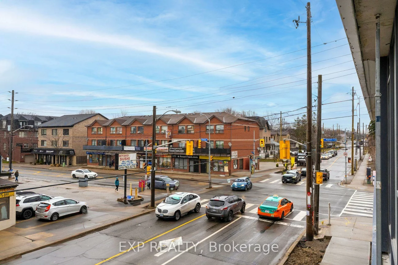 556, Marlee, Yorkdale-Glen Park, Toronto