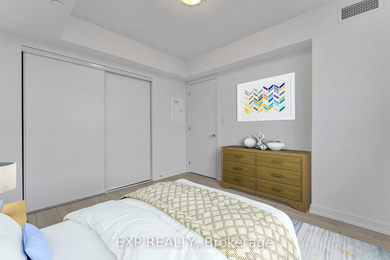 556, Marlee, Yorkdale-Glen Park, Toronto