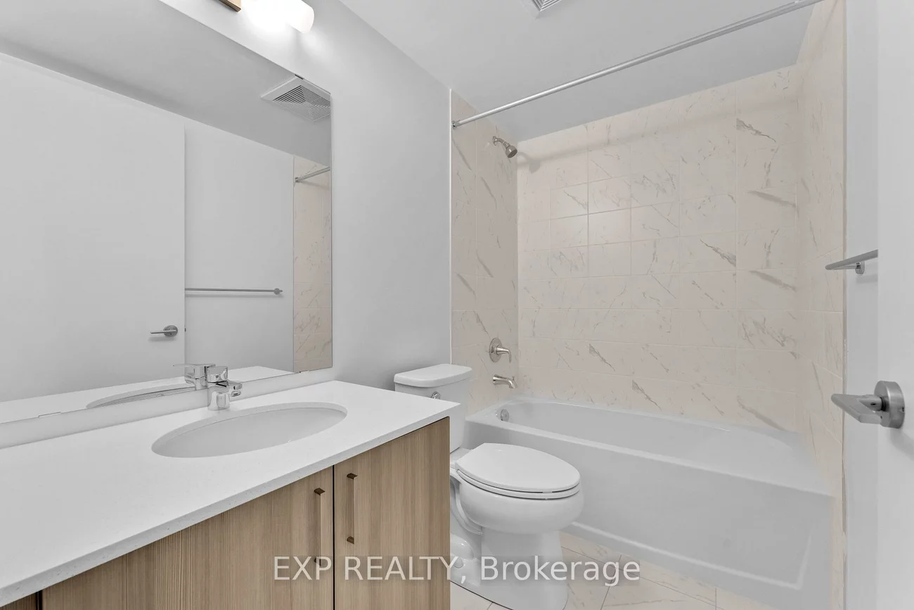 556, Marlee, Yorkdale-Glen Park, Toronto