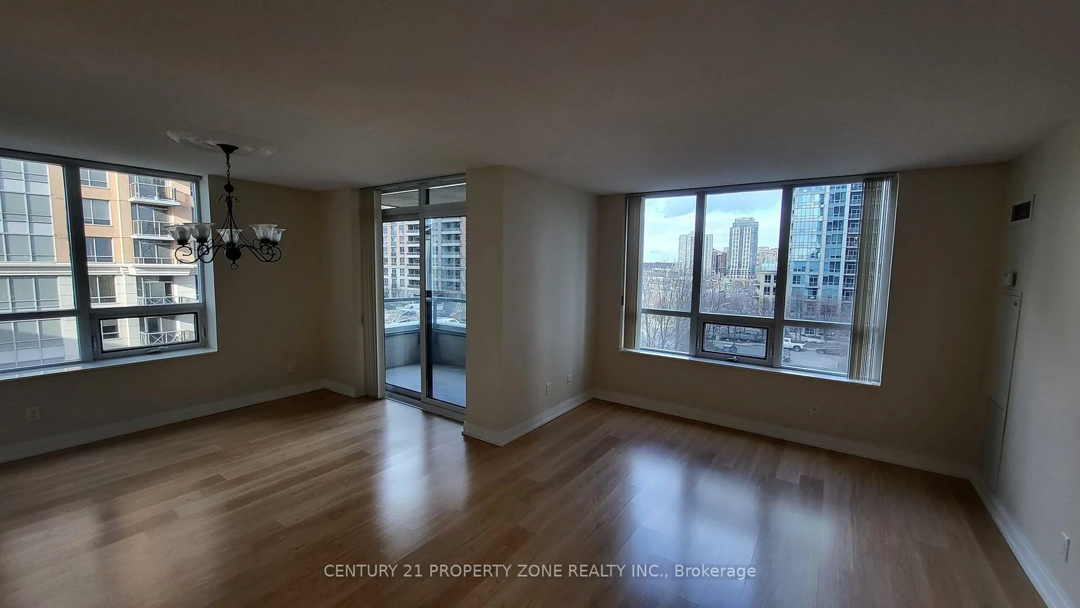 35, Viking, Islington-City Centre West, Toronto