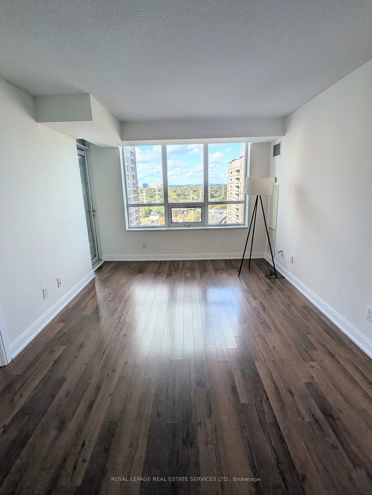 25, Viking, Islington-City Centre West, Toronto