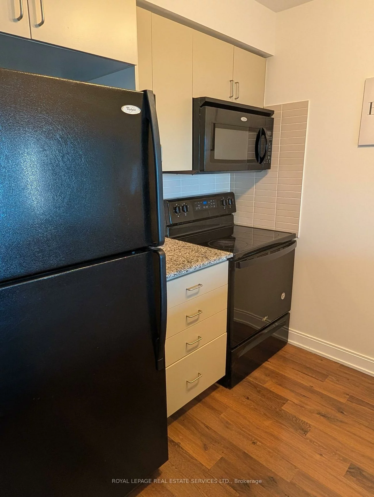 25, Viking, Islington-City Centre West, Toronto