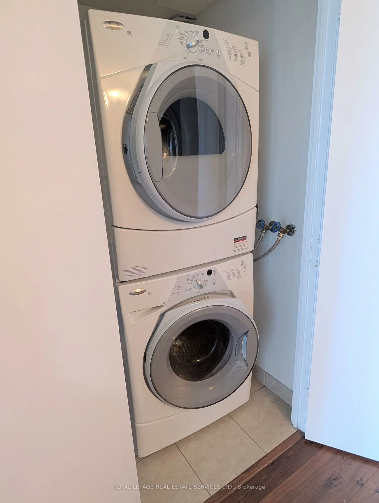 25, Viking, Islington-City Centre West, Toronto