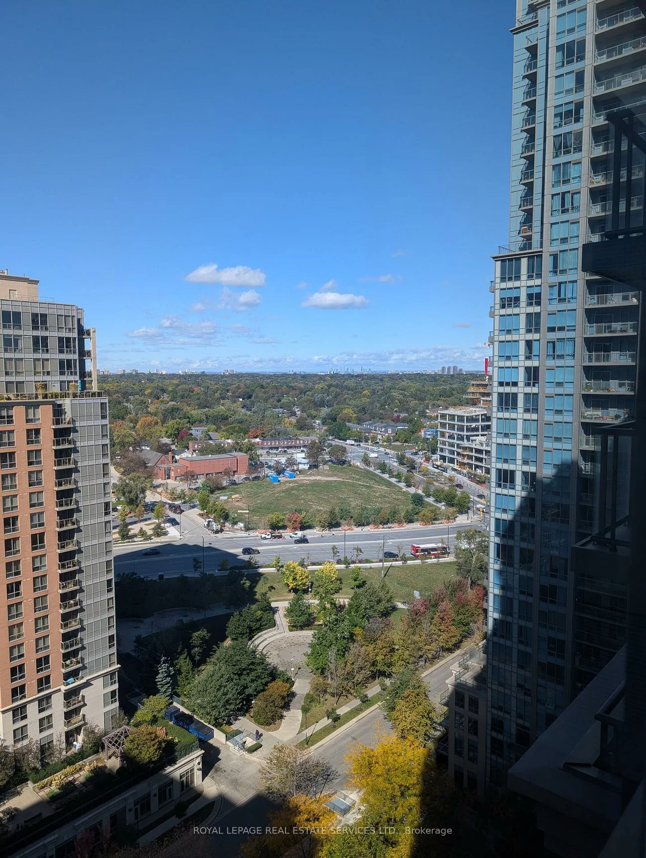 25, Viking, Islington-City Centre West, Toronto