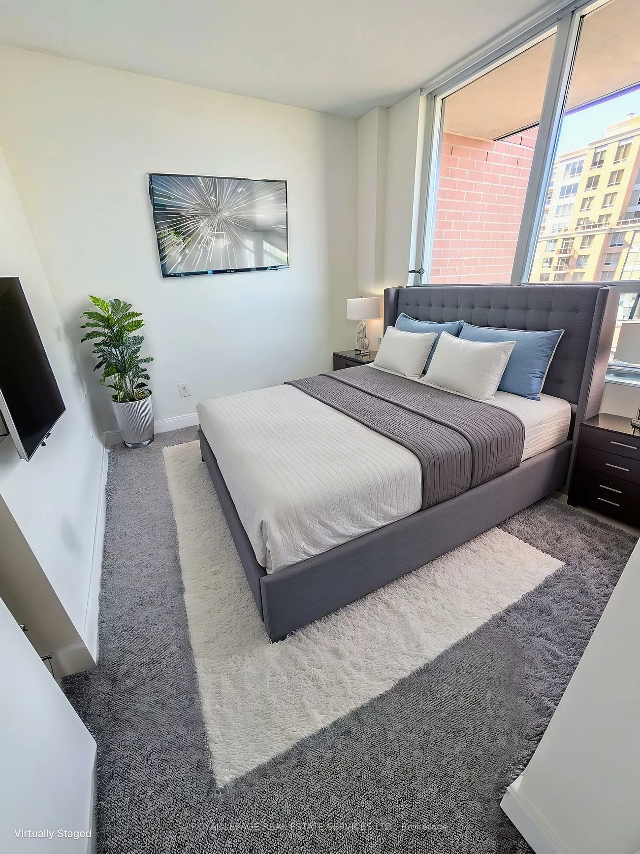 25, Viking, Islington-City Centre West, Toronto